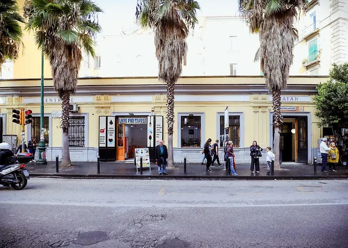 La Casa Di Zucca Sopra Piazza Plebiscito! * 나폴리