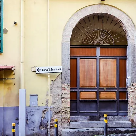 La Casa Di Zucca Sopra Piazza Plebiscito! *